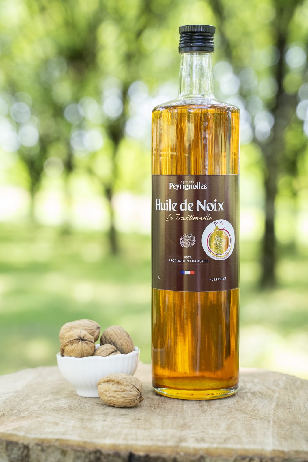Bouteille d’huile vierge de noix La Traditionnelle du Domaine de Peyrignolles